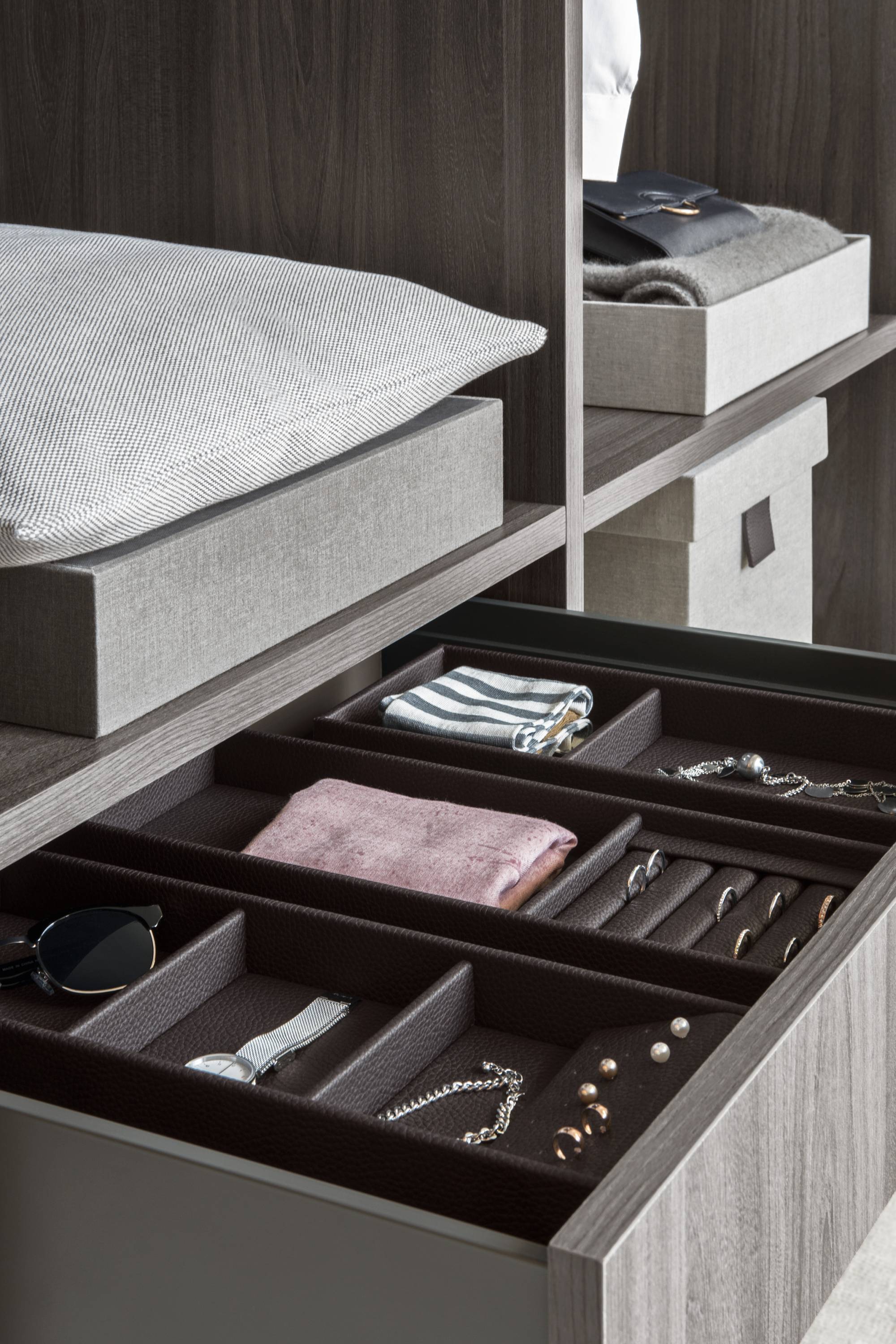 Salice-Excessories-Store_24